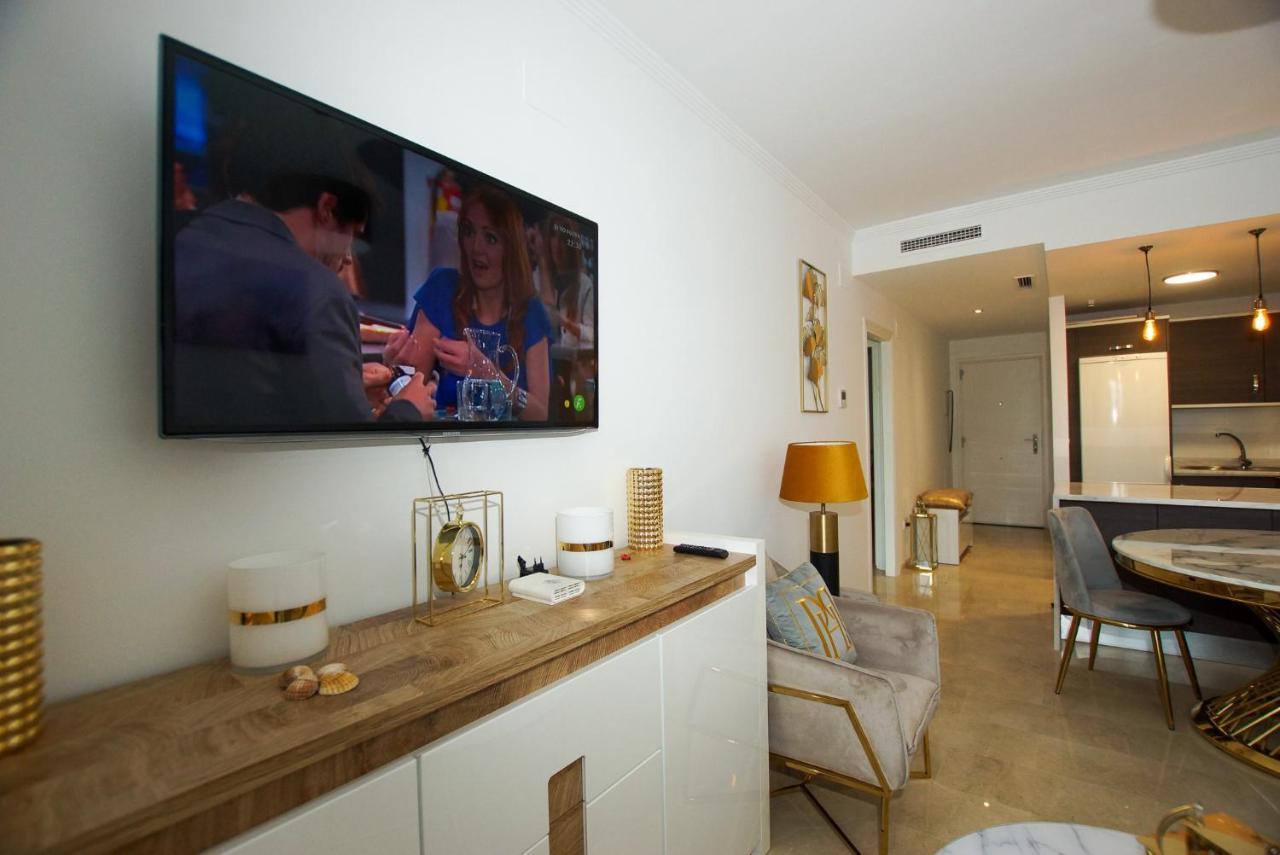 Small Oasis P&O Serviced Apartments Manilva Exterior foto