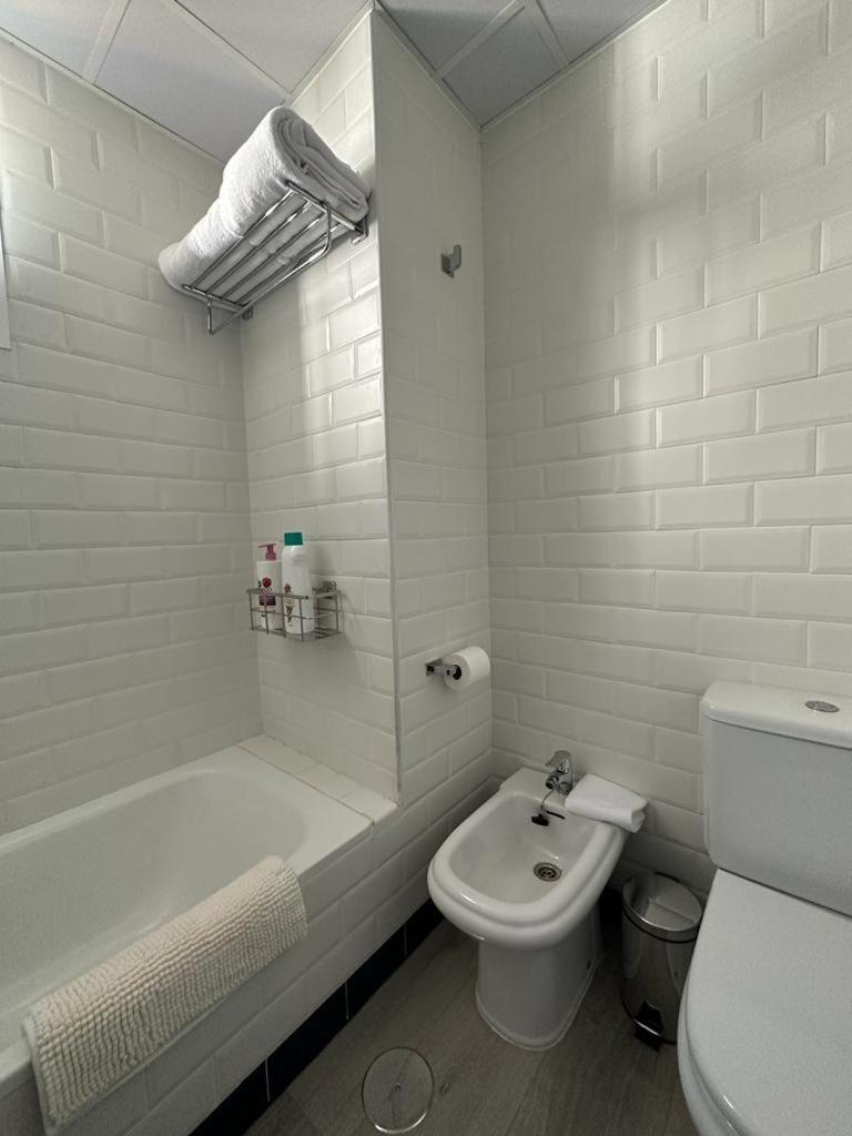 Small Oasis P&O Serviced Apartments Manilva Exterior foto